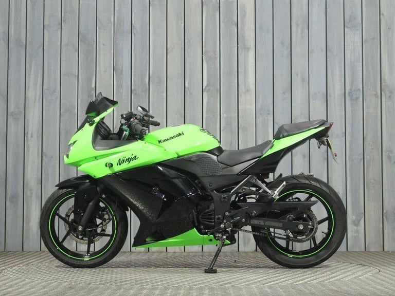 2010 10 KAWASAKI NINJA 250R