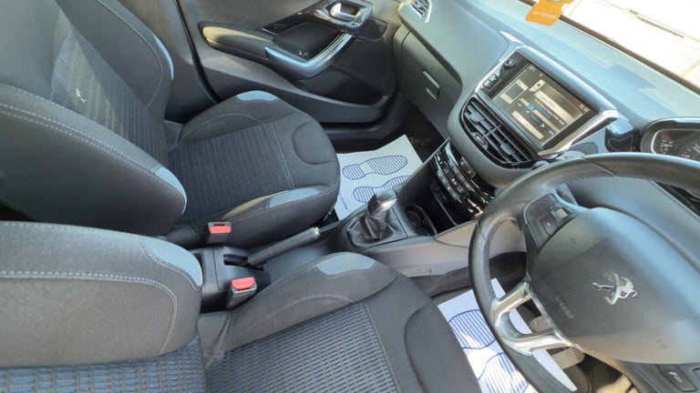 2013 Peugeot 208 1.2 e-VTi Allure 5dr EGC HATCHBACK Petrol Manual