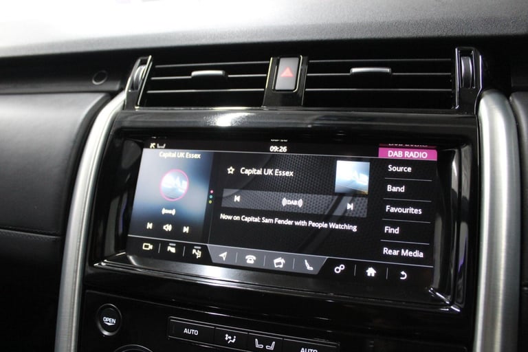 2019 Land Rover Discovery 3.0 SD V6 HSE Luxury Auto 4WD Euro 6 (s/s) 5dr ESTATE Diesel Automatic