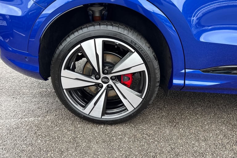 2025 Audi Q5 2.0 TDI Edition 1 Sportback S Tronic quattro Euro 6 (s/s) 5dr SUV Automatic