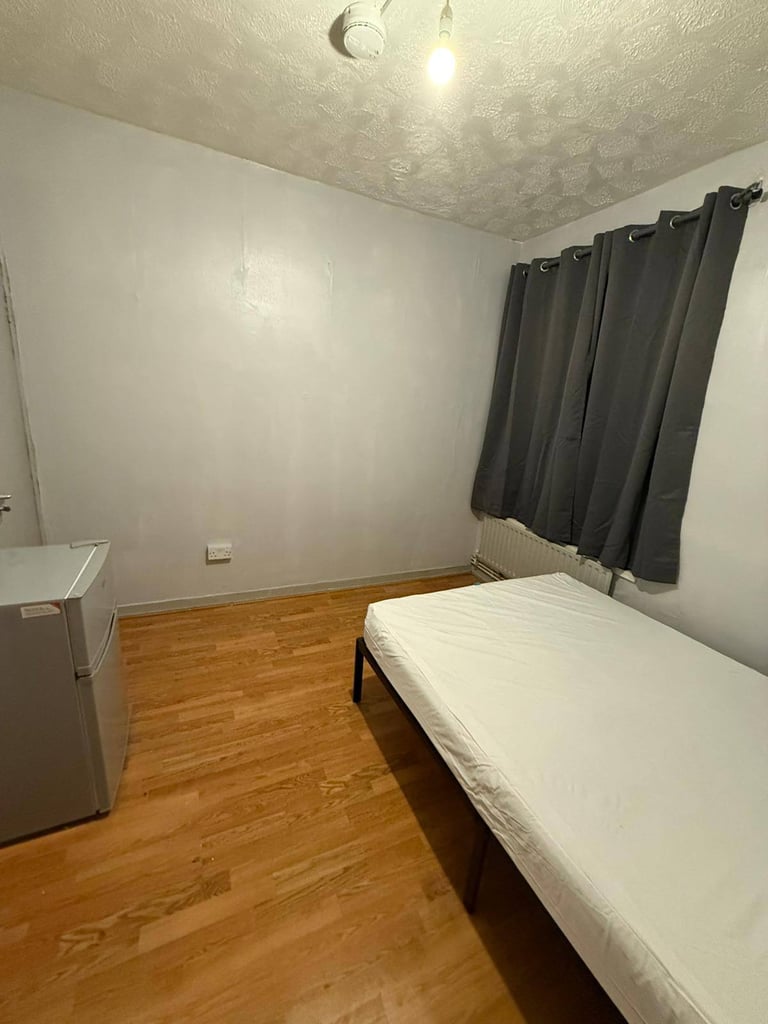 💫 Affordable Small Double Room In Upton Park - Bills Including ‼️