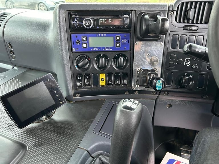 2015 Scania P410 8X4 Tipper with Thompson Steel Body