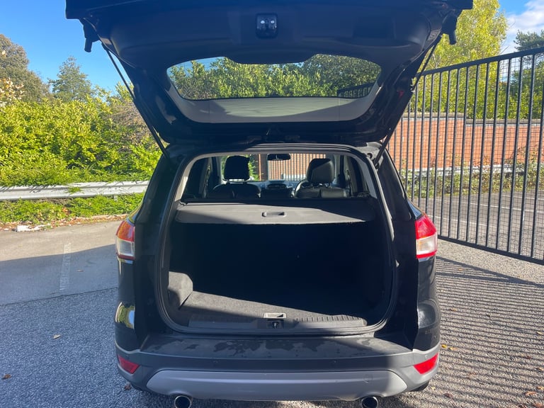 Ford, KUGA, Hatchback, 2016, Manual, 1997 (cc), 5 doors