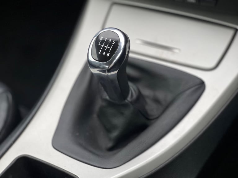 2011 BMW 3 Series 2.0 318i SE Euro 5 2dr COUPE Petrol Manual