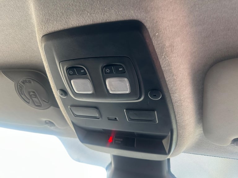 2022 Renault Trafic 2.0 dCi Blue SL28 Business+ L1 H1 Euro 6 (s/s) 5dr PANEL VAN Diesel Manual