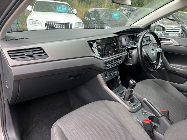 VOLKSWAGEN POLO 1.0 TSI 