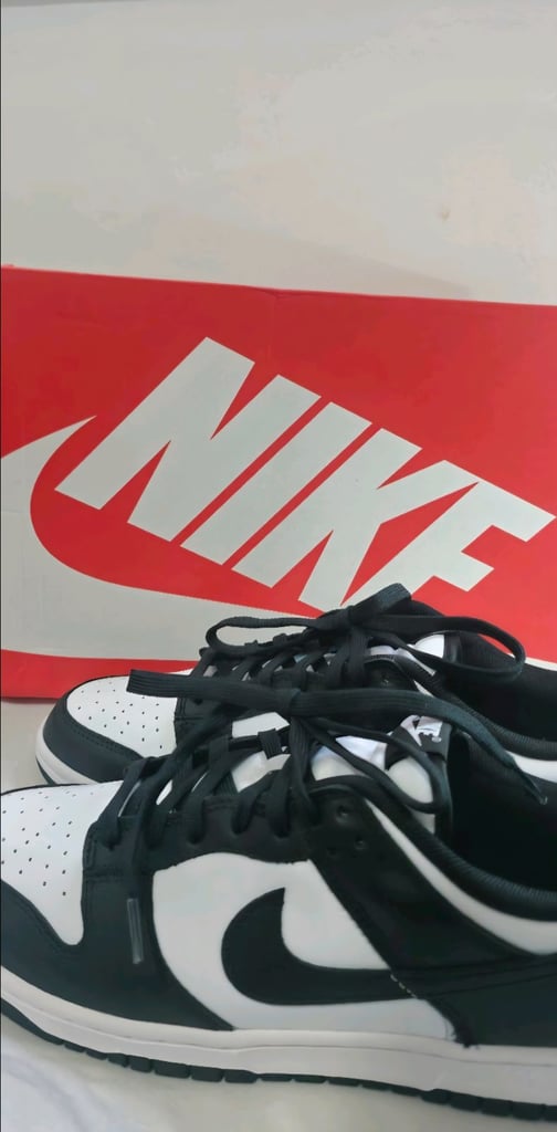 Nike Dunk Low Panda