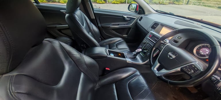 2012 Volvo S60 D5 [215] SE Lux Nav 4dr Geartronic SALOON Diesel Automatic