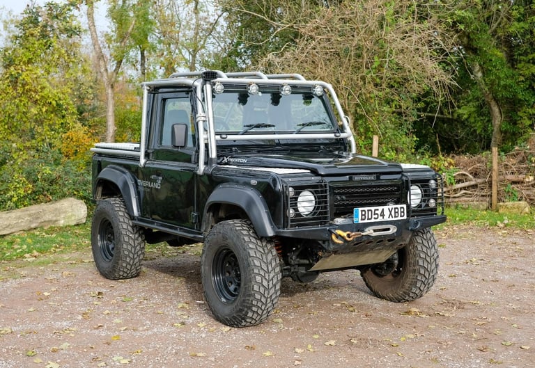 2004 Land Rover Defender 90 - Nene Overland Rivolve Restomod