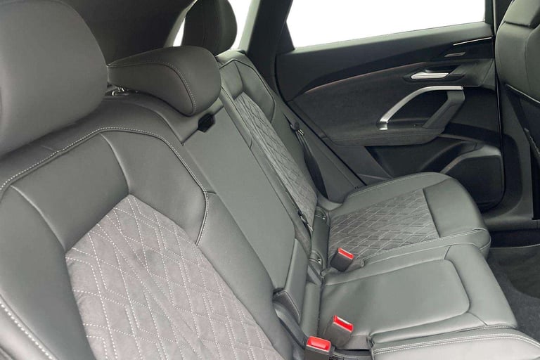  Audi Q5 2.0 TDI Quattro Edition 1 5dr S Tronic SUV Diesel Automatic