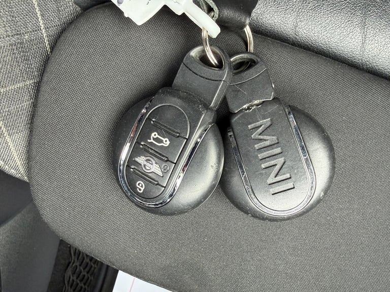 2014 MINI Hatch 1.5 Cooper D Auto Euro 6 (s/s) 5dr HATCHBACK Diesel Automatic