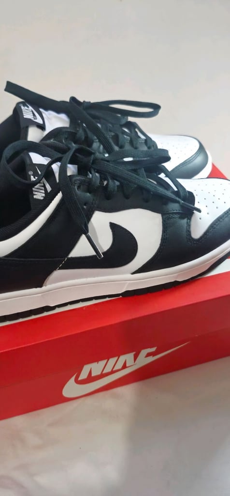 Nike Dunk Low Panda