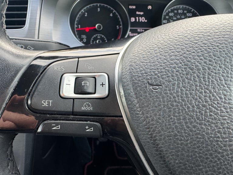 2015 Volkswagen Golf 1.6 TDI 110 Match 5dr - AUTO LIGHTS - PARKING SENSORS HATCHBACK Diesel Autom...