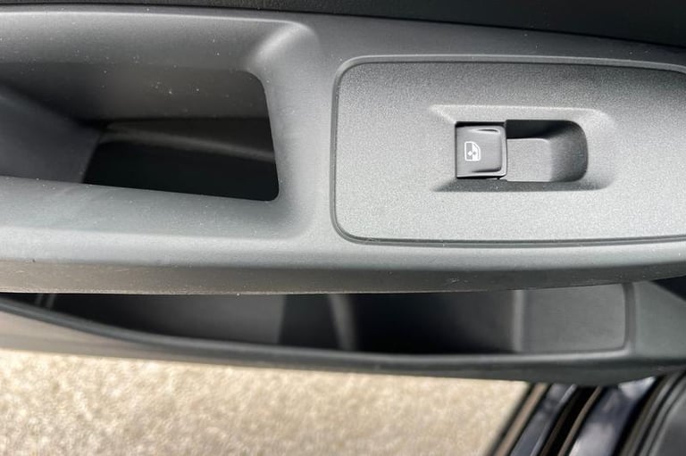 2025 Ford Transit Connect 240 Trend AUTO L2 LWB 2.0 EcoBlue 122ps, AIR CON Automatic Panel Van Di...