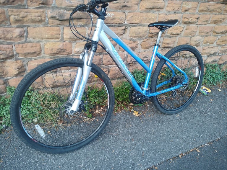 Carrera Crossfire 2 Ladies Hybrid Bike VGC