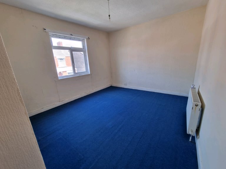2 Bed House in Gorton for rent.