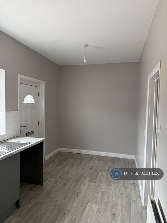 2 bedroom house in Fairway South, Wirral, CH62 (2 bed) (#2446148)