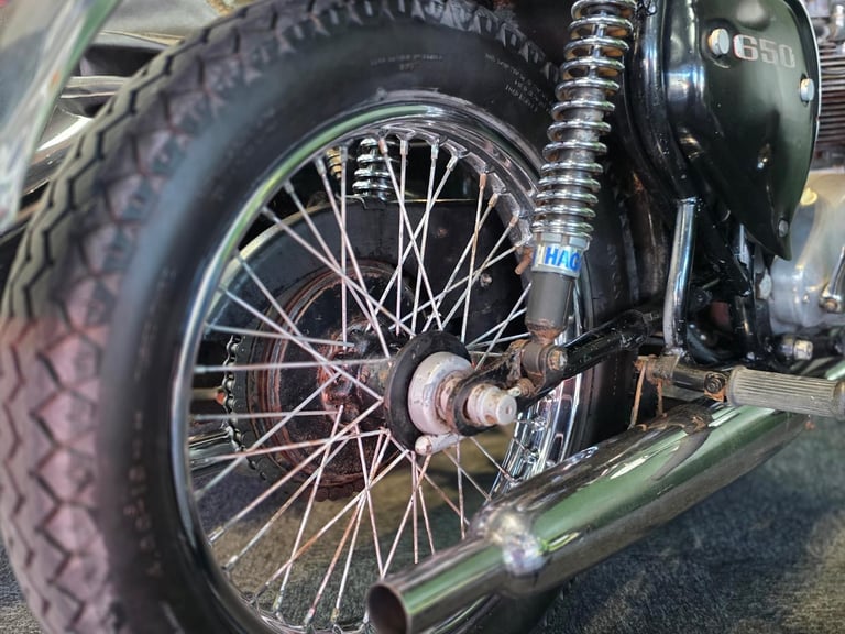 1969 BSA THUNDERBOLT 650 GARRARD WATSONIAN SIDECAR BARN FIND