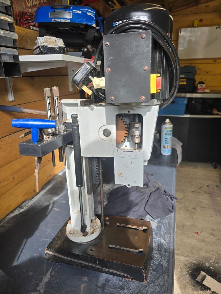 Bench mortiser delta