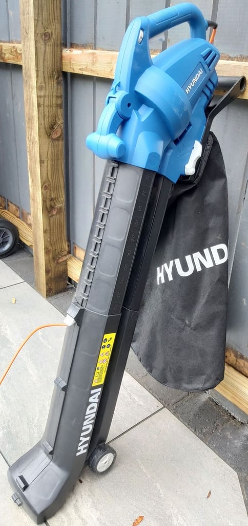 image for Hyundai electric leaf blower vacuum