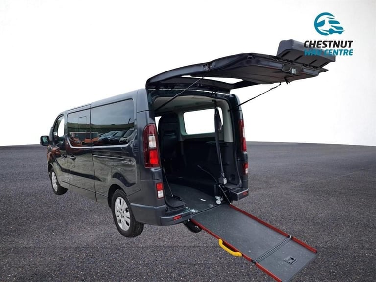 Renault Trafic WAV Wheelchair Access Vehicle L2H1 LWB 7K 2024 No VAT