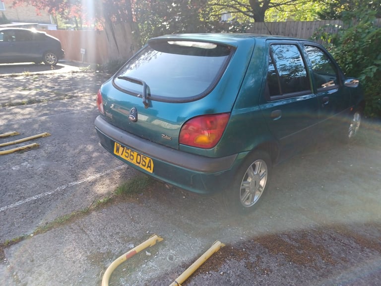 Ford, FIESTA, Hatchback, 2000, Manual, 1388 (cc), 5 doors