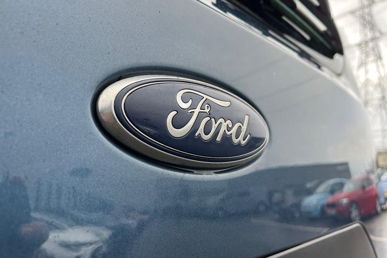 2022 Ford Tourneo Connect 1.5 EcoBlue 120 Zetec 5dr Manual Estate Diesel Manual