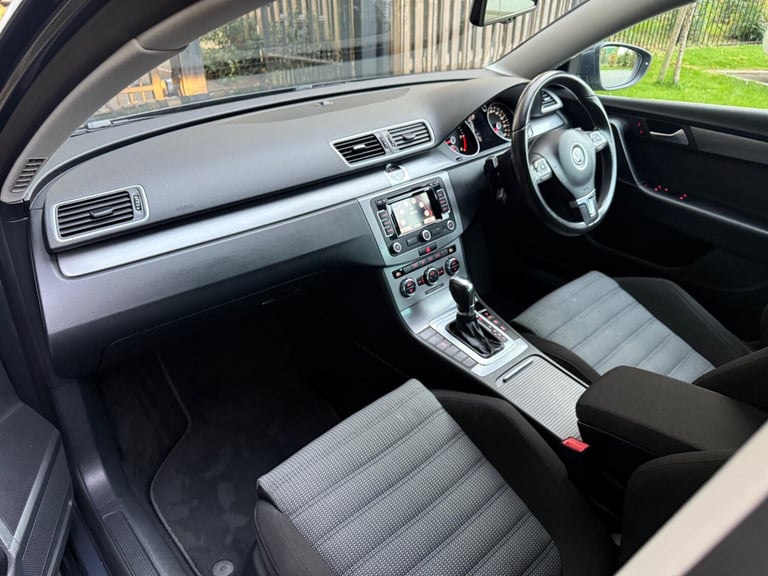 2012 Volkswagen Passat 2.0 TDI Bluemotion Tech Sport 4dr DSG SALOON DIESEL Automatic
