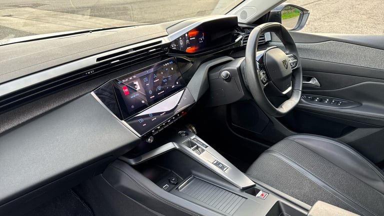 2022 Peugeot 308 1.2 PureTech Allure Premium 5dr EAT8 Petrol Hatchback Hatchback Petrol Automatic