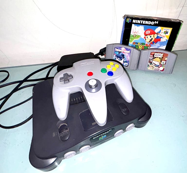 Nintendo 64 BUNDLE With 3 GAMES