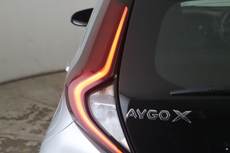2022 Toyota Aygo X 1.0 VVT-i Pure Euro 6 (s/s) 5dr HATCHBACK Petrol Manual