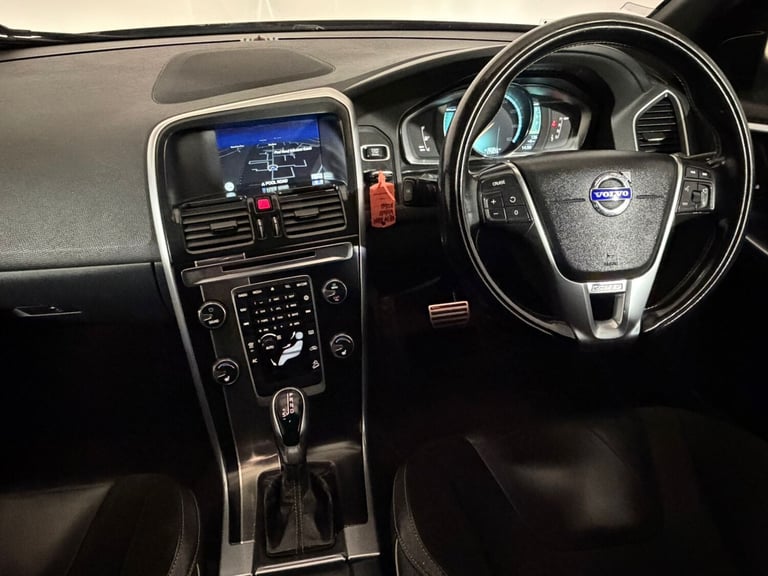 2014 VOLVO XC60 R-DESIGN NAV D5 2.4 DIESEL AUTOMATIC AWD 4X4 SUV SERVICE HISTORY