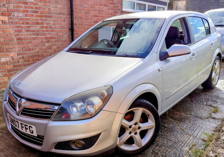 image for Vauxhall, ASTRA, SRi, Hatchback, 2007, Manual, 1796 (cc), 5 doors, ULEZ Comp, MOT July 2026