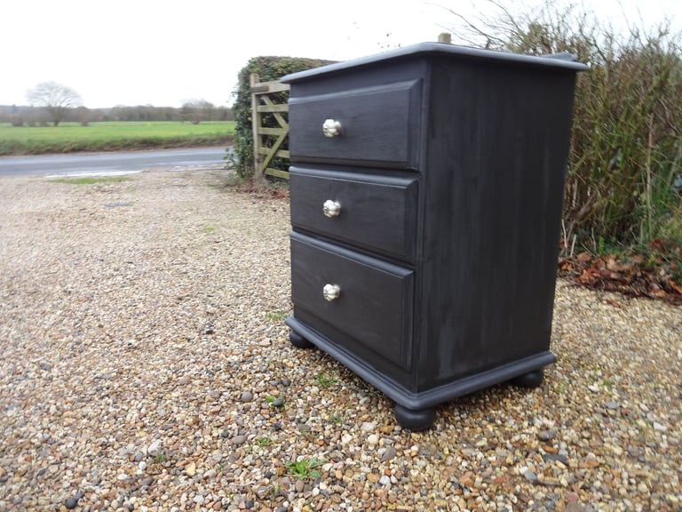SOLID PINE SMALL  GREY CHEST OF DRAWERS ~~