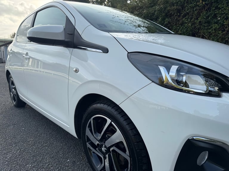 2018 Peugeot 108 1.2 PureTech Allure 5dr HATCHBACK Petrol Manual