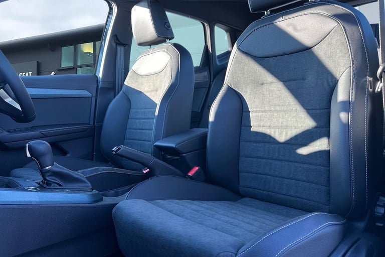 2025 SEAT Arona 1.0 TSI XPERIENCE Lux DSG Euro 6 (s/s) 5dr SUV PETROL Automatic