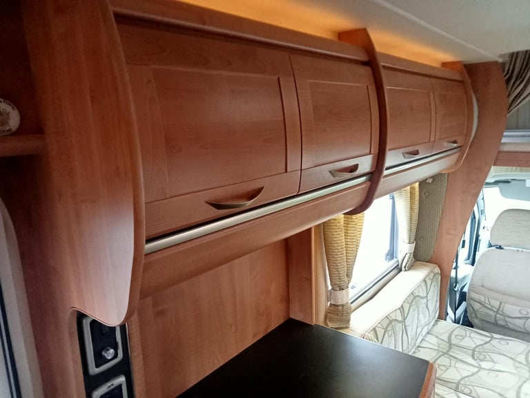 AUTO-TRAIL TRACKER EK SE 08 PLATE 