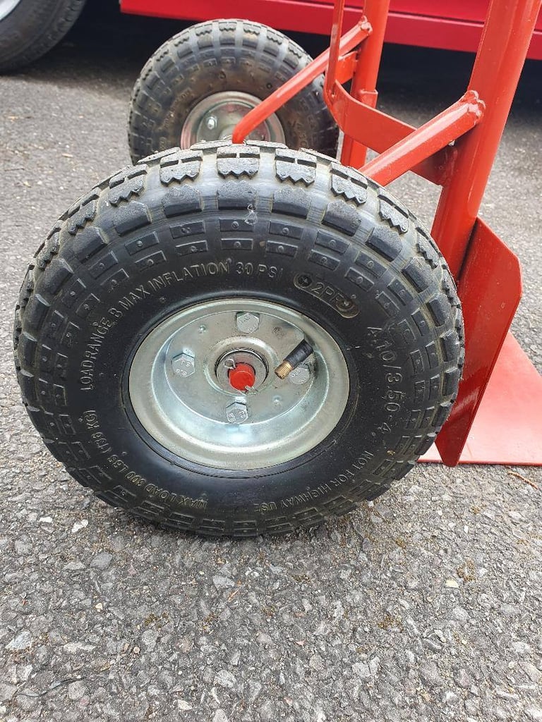 Steel weight lifting pushcart/ Truck - Rubber Wheels - 250kg Capacity NEW.