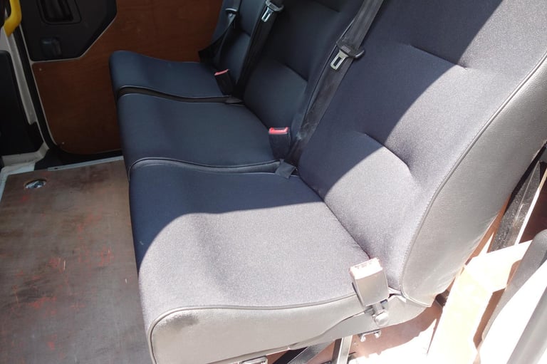 Peugeot Expert 1000 1.5 BlueHDi 100 Professional Van DIESEL MANUAL 2020/70