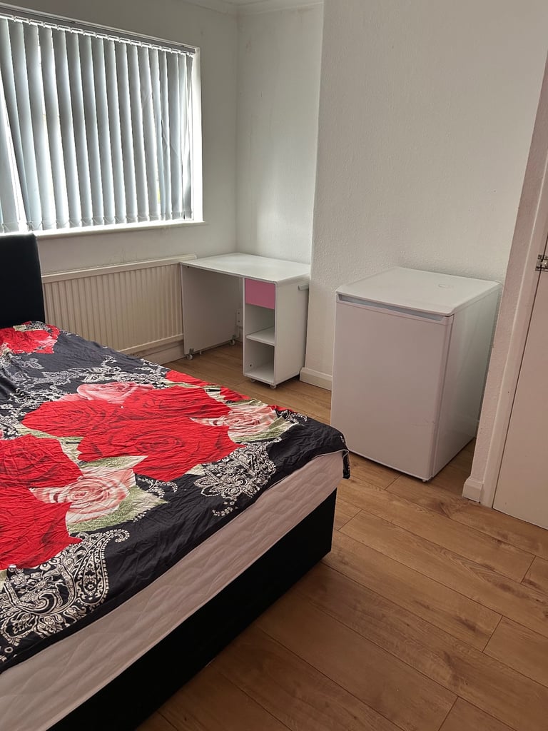 Double room for rent 