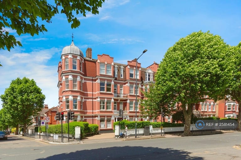 2 bedroom flat in Chichele Mansions, London, NW2 (2 bed) (#2581454)