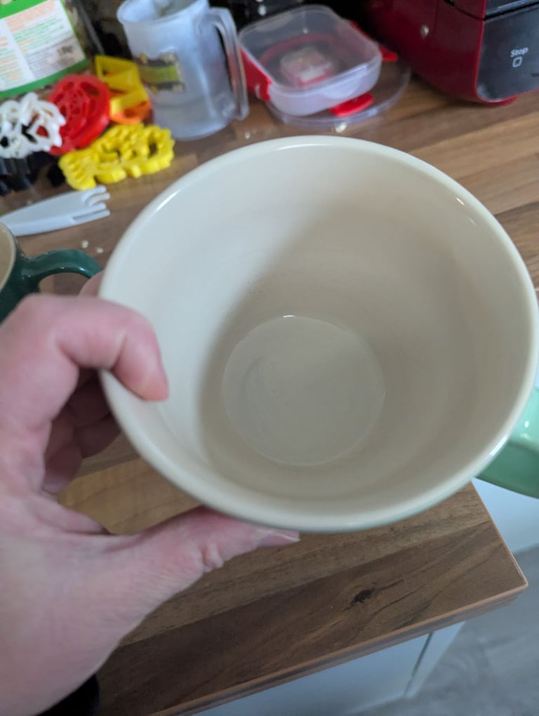 2 Grand Le Creuset stoneware Mugs