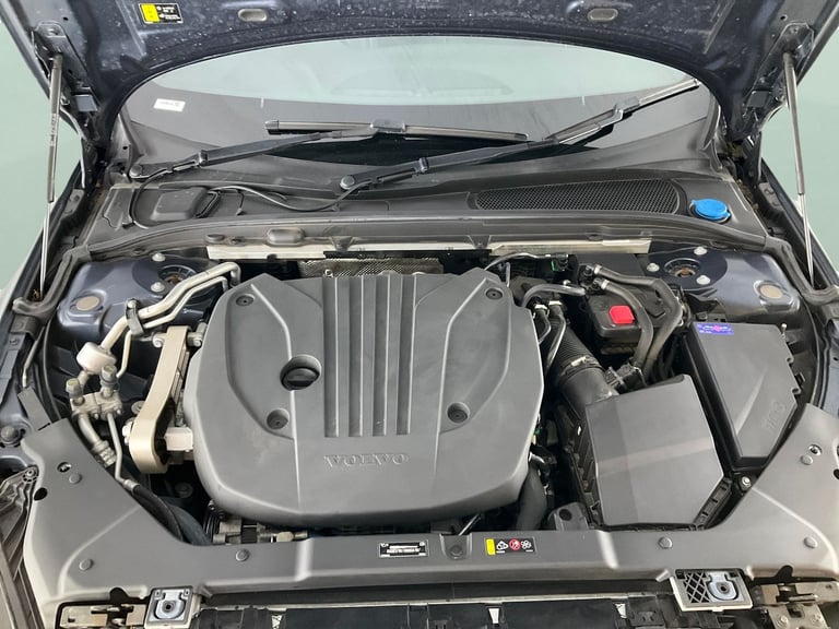 2021 Volvo V60 2.0 B3 MHEV R-Design Estate 5dr Petrol Hybrid DCT Auto Euro 6 (s/s) (163 ps Estate...