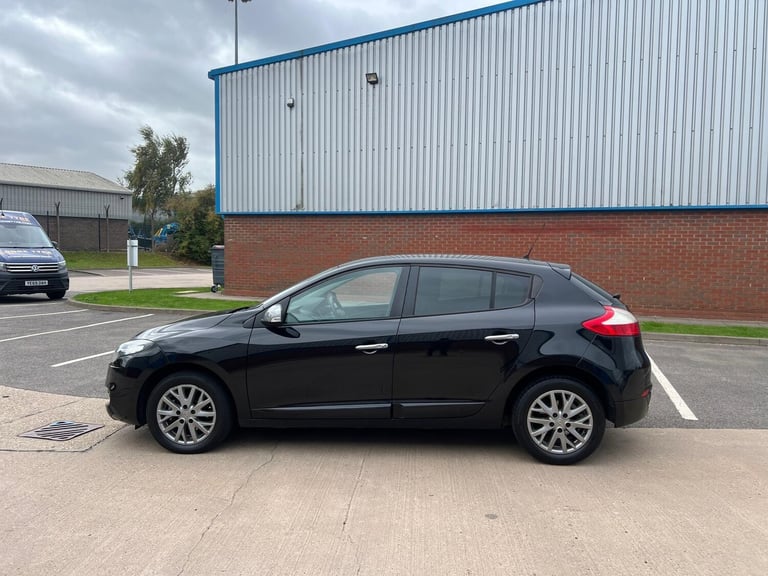 2013 Renault Megane 1.5 dCi Knight Edition Euro 5 (s/s) 5dr HATCHBACK Diesel Manual
