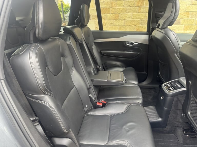 2018 Volvo XC90 T8 2.0 T8 TWIN ENGINE MOMENTUM PRO AWD 5DR Automatic 4x4 Petrol/Electric Automatic