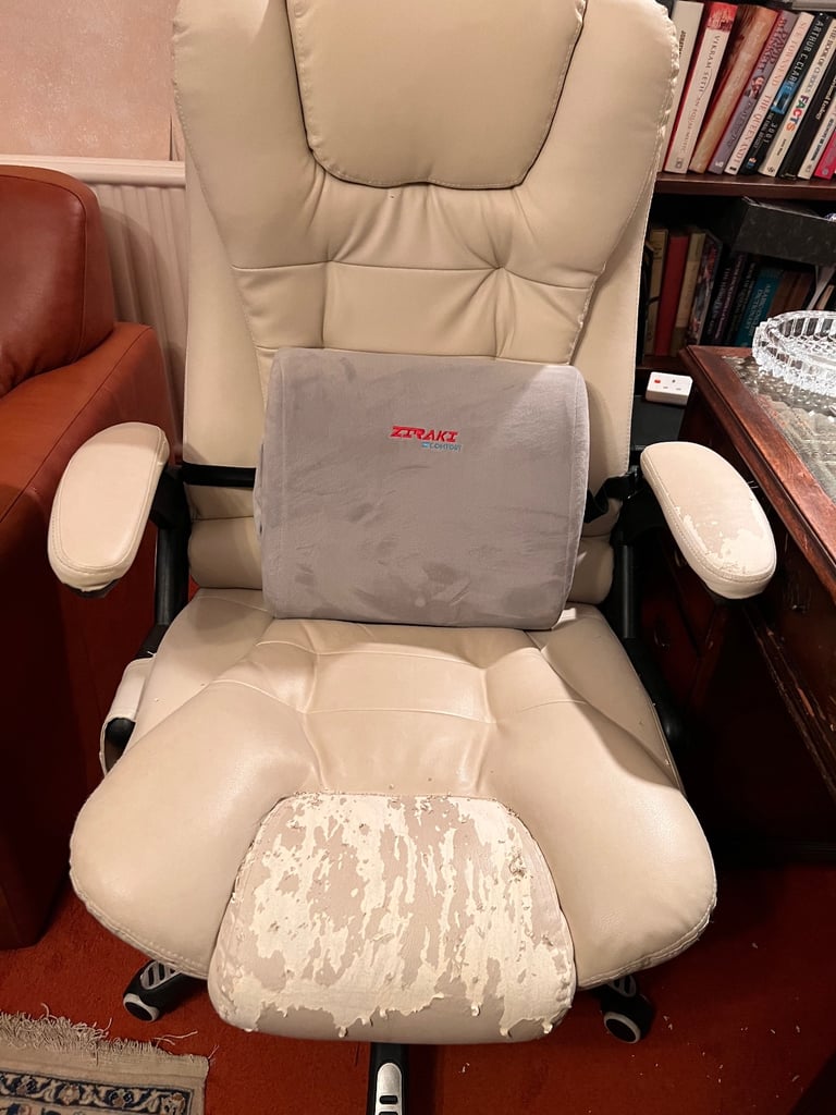 image for Chair with back cushion 