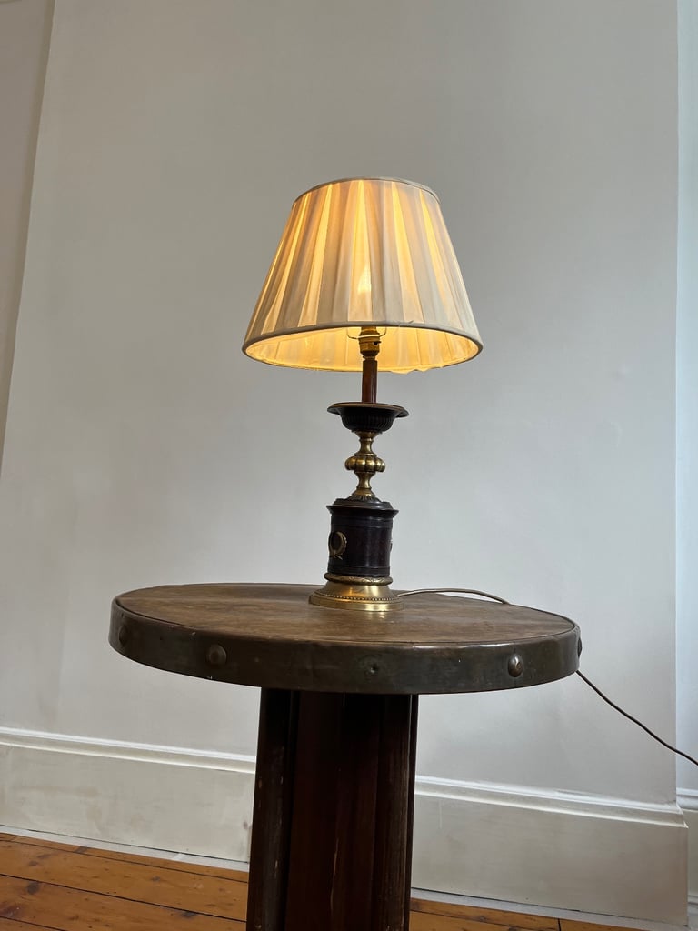 image for table lamp with shade