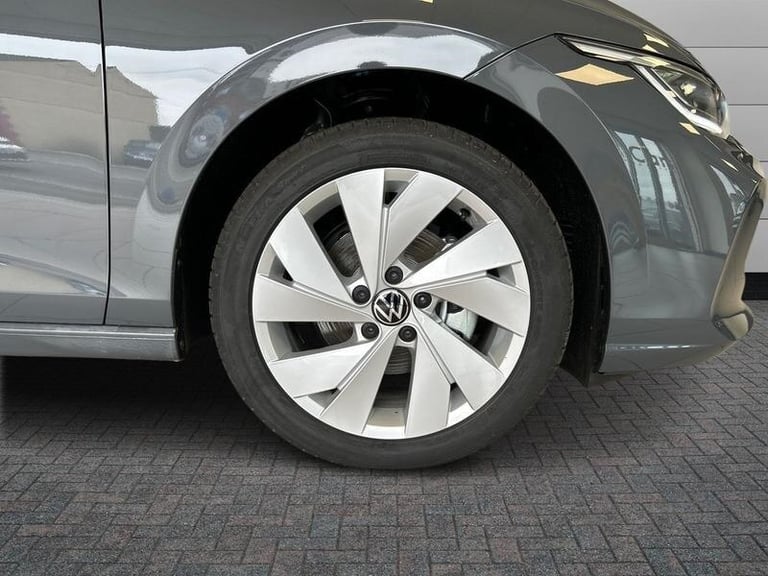 2024 Volkswagen Golf MK8 Facelift Match 1.5 TSI 150PS Hatch 5 Door MANUAL Hatchback Petrol Manual