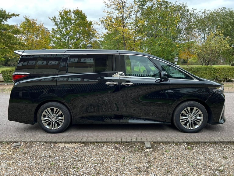  Toyota Alphard 2.5 HYBRID EXECUTIVE LOUNGE SUNROOF Petrol/Electric Hybrid Automatic