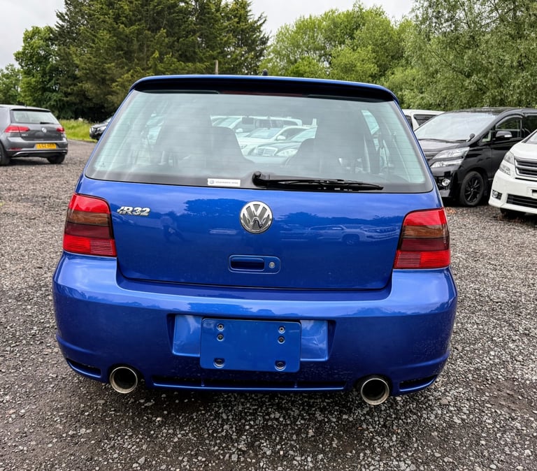 FRESH IMPORT 2004 VW GOLF R32 MK4 BLUE 3.2 V6 PETROL 5 DOOR 6 SPEED MANUAL